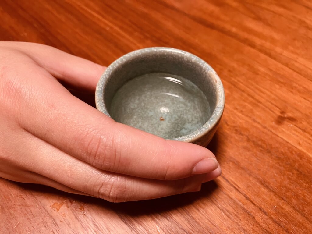 月山 純米大吟醸をおちょこで１杯