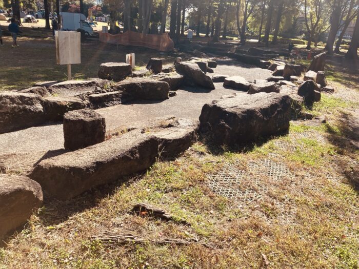 ジャブジャブ池