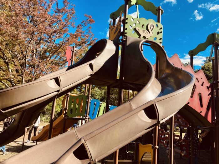 大型遊具の滑り台