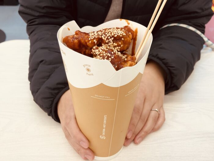 購入したヤンニョムチキン(大)