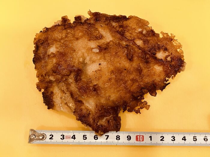 ロピアの「てっぺん焼き」の横幅を計測